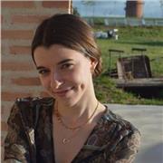 Profesora de Educación Primaria en Inglés imparte clases y refuerzo de todas las asignaturas